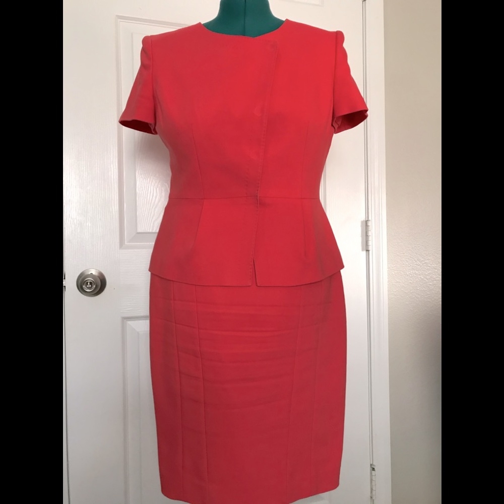 Gorgeous suit by Anne Klein, size 8